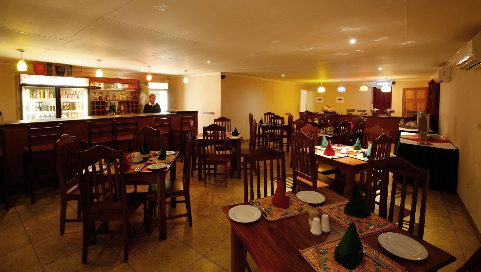 Mokoro Lodge Maun Luaran gambar