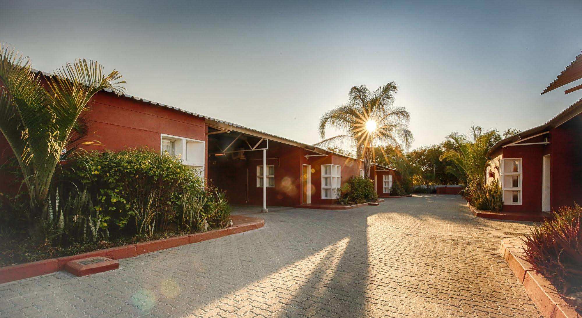 Mokoro Lodge Maun Luaran gambar